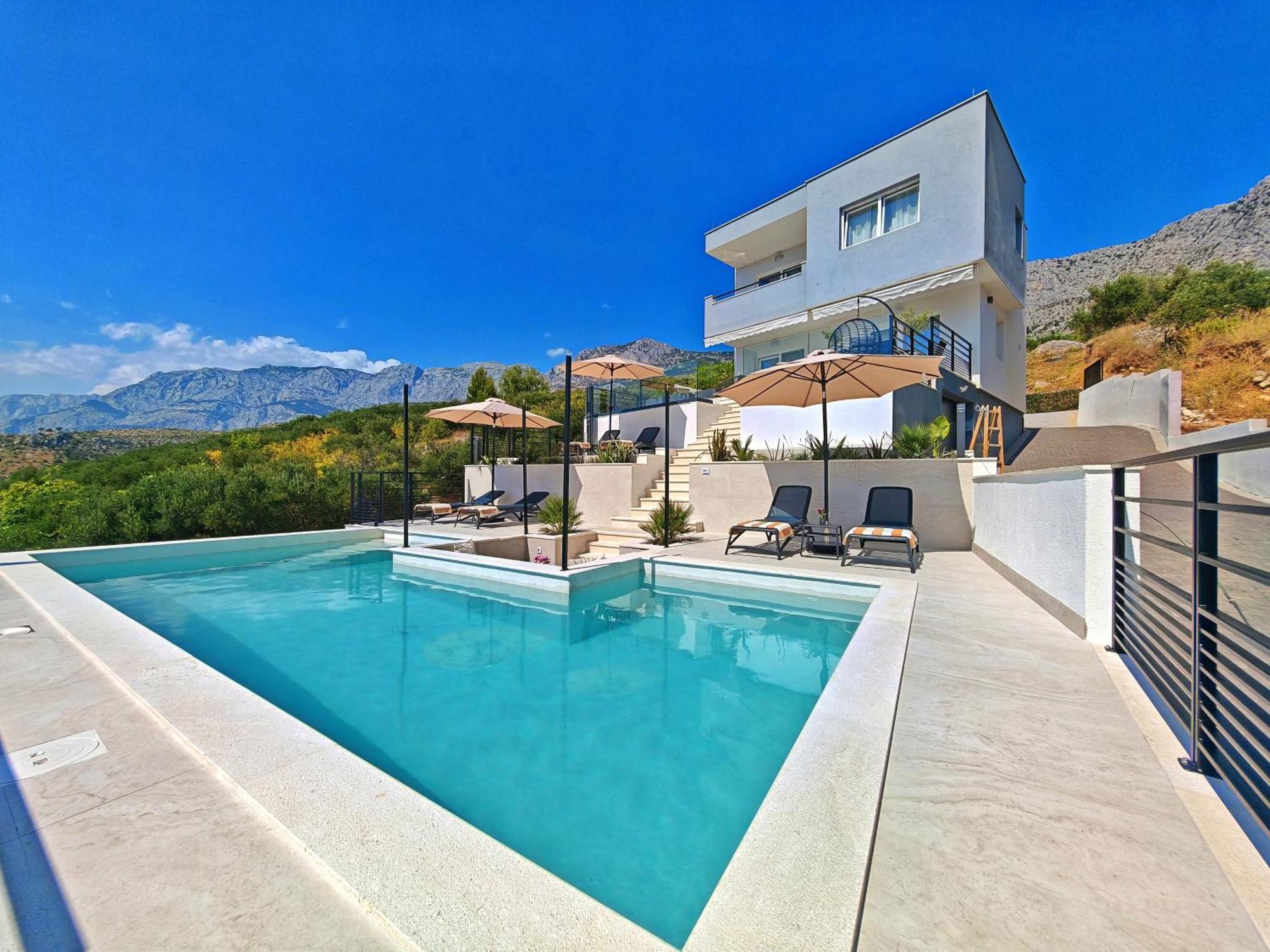 Luxury Holiday Home Dioniz Podgora Zewnętrze zdjęcie
